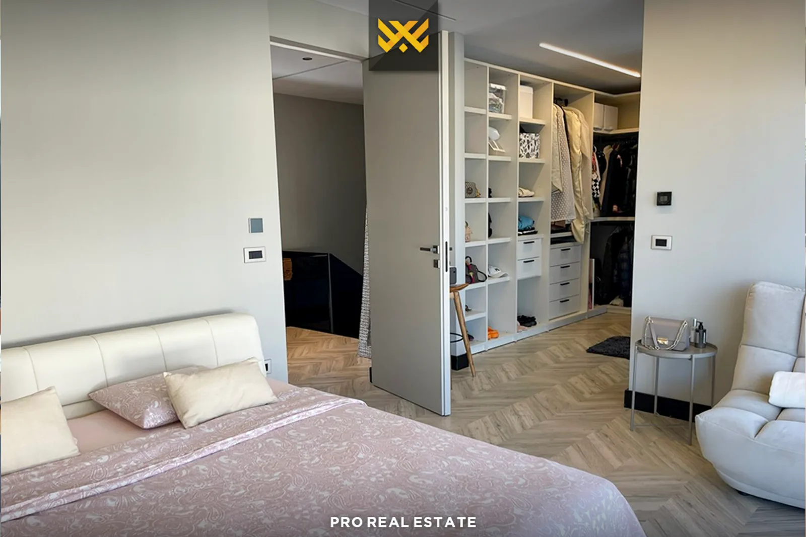 Shtëpi 300m² në #SHITJE në Tiranë.