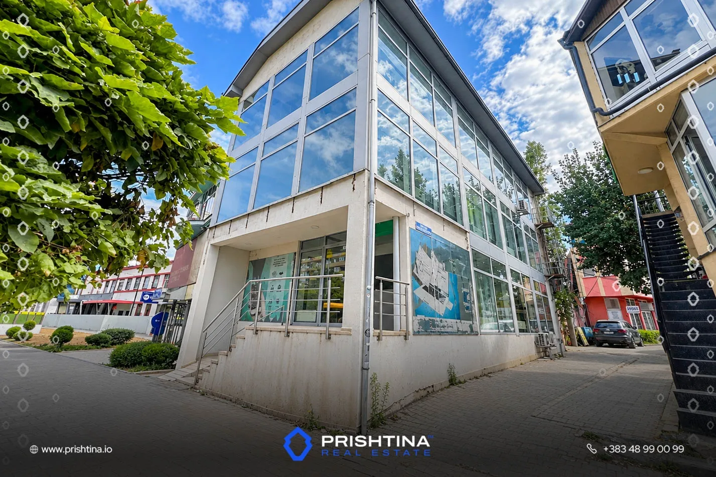 Objekt me qira 400m² te Qafa