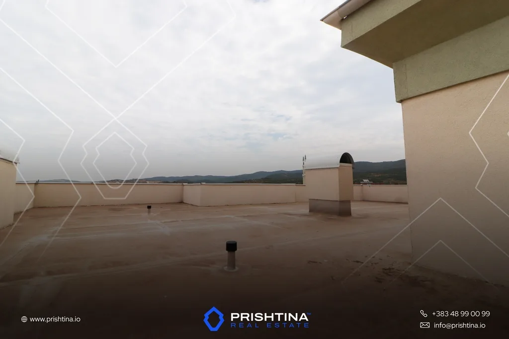Penthouse në #shitje 257.38m² + 180.23m² terasë në Ndue Përlleshi, Bregu i Diellit 🏡✨