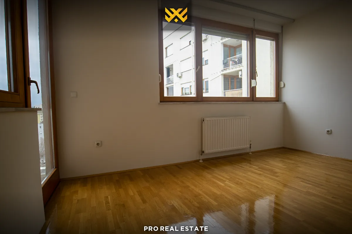 Banesë 87m² me #QIRA në Bregun e Diellit