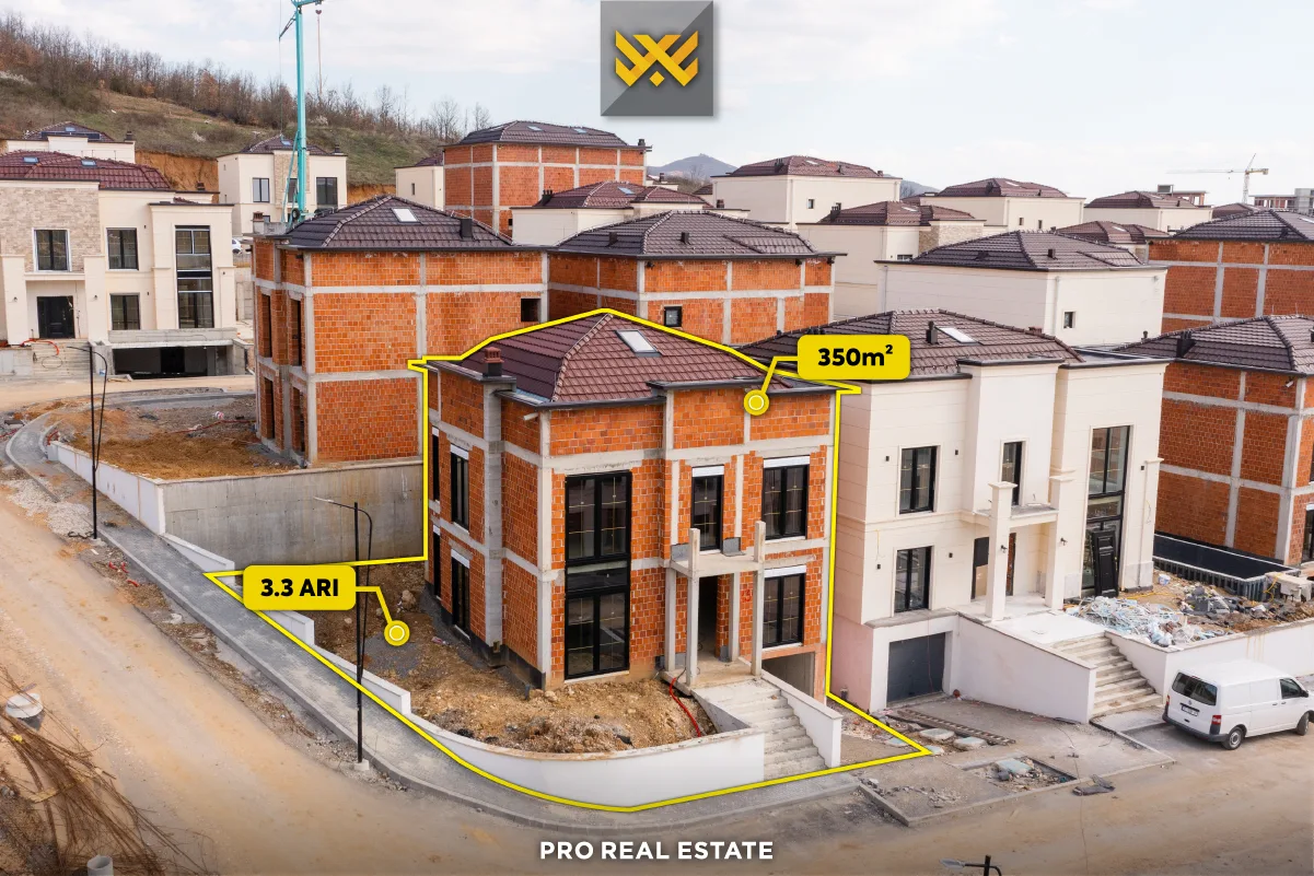 Shtëpi 350m² për #SHITJE në Lagjen Royal Green Residence