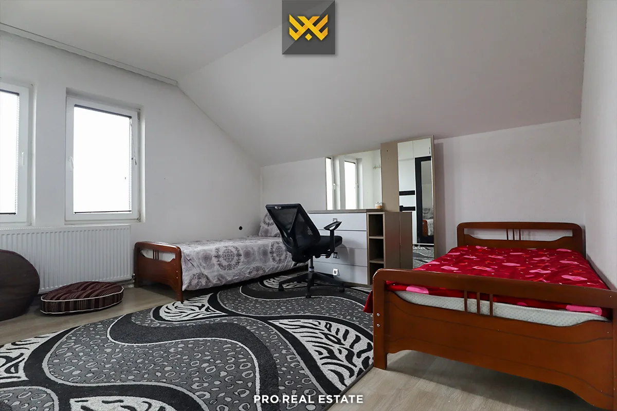 Shtëpi 200m² për #SHITJE në Bardhosh