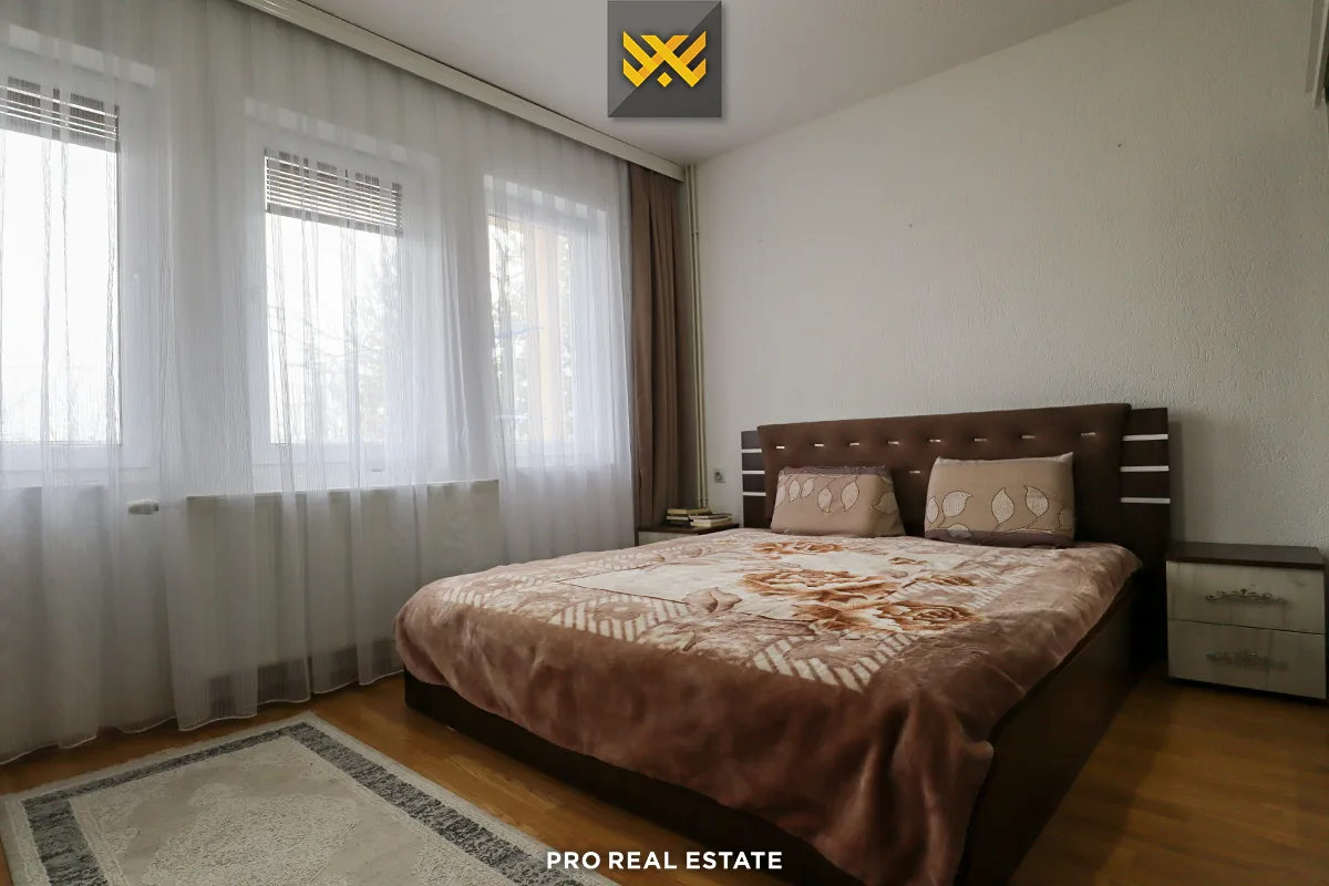 Shtëpi 200m² për #SHITJE në Bardhosh