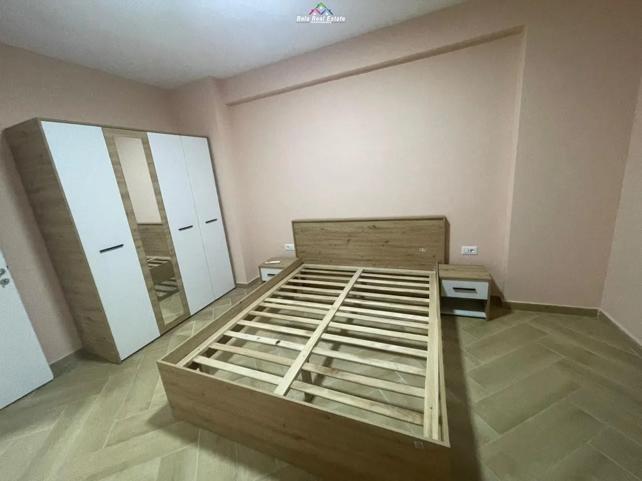 Apartament Me Qera 1+1 Tek Shkolla Baletit (ID B210934) Tirane.