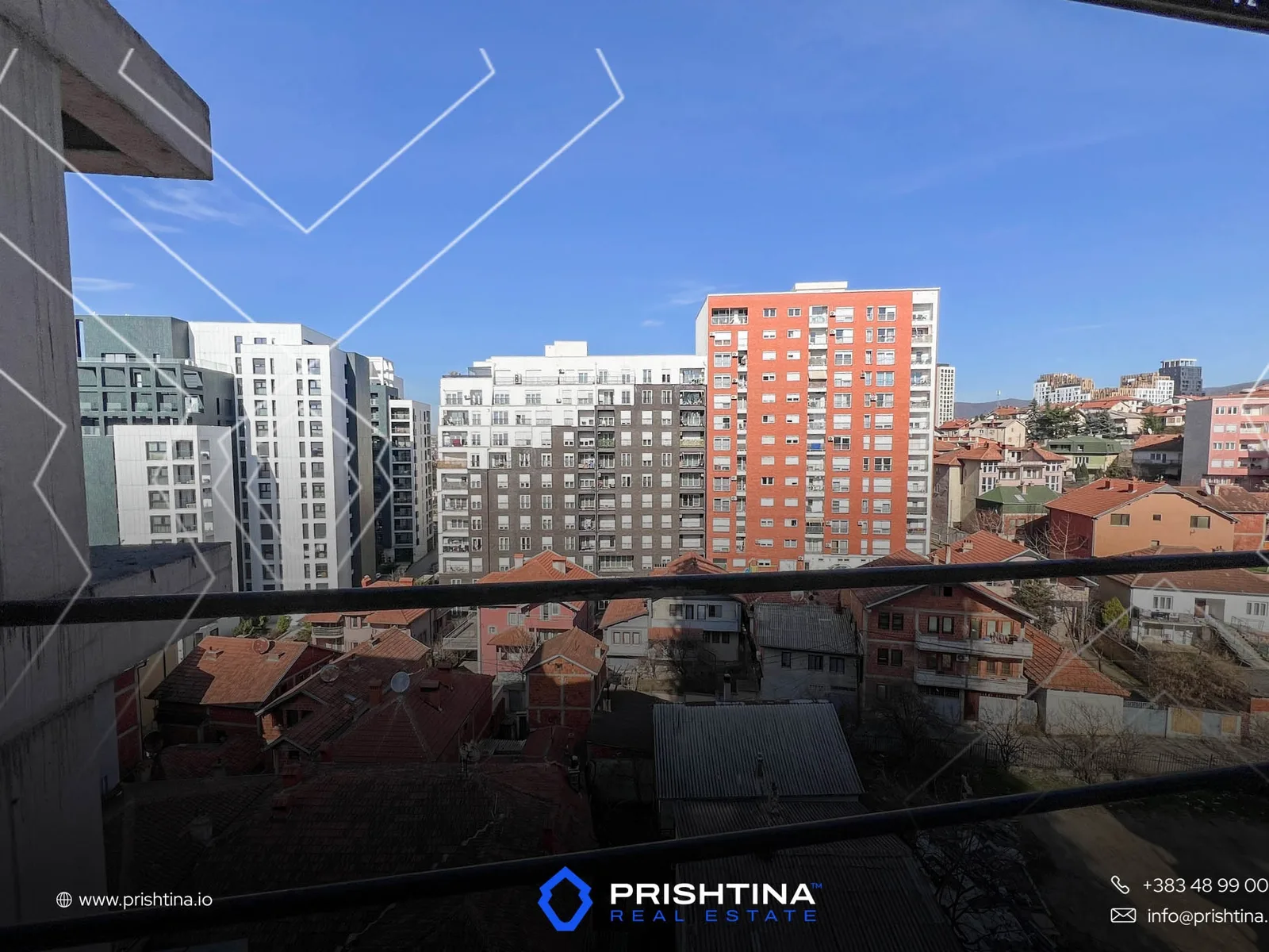 Banese në #shitje 99m² në Aktash 🏠✨