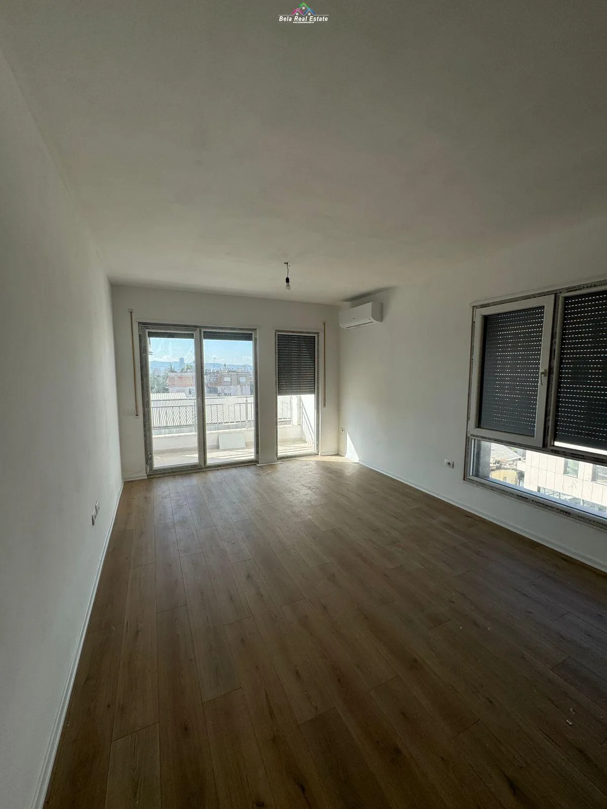 Apartament Me Qera 2+1 Ne Xhamllik (ID B2201044)