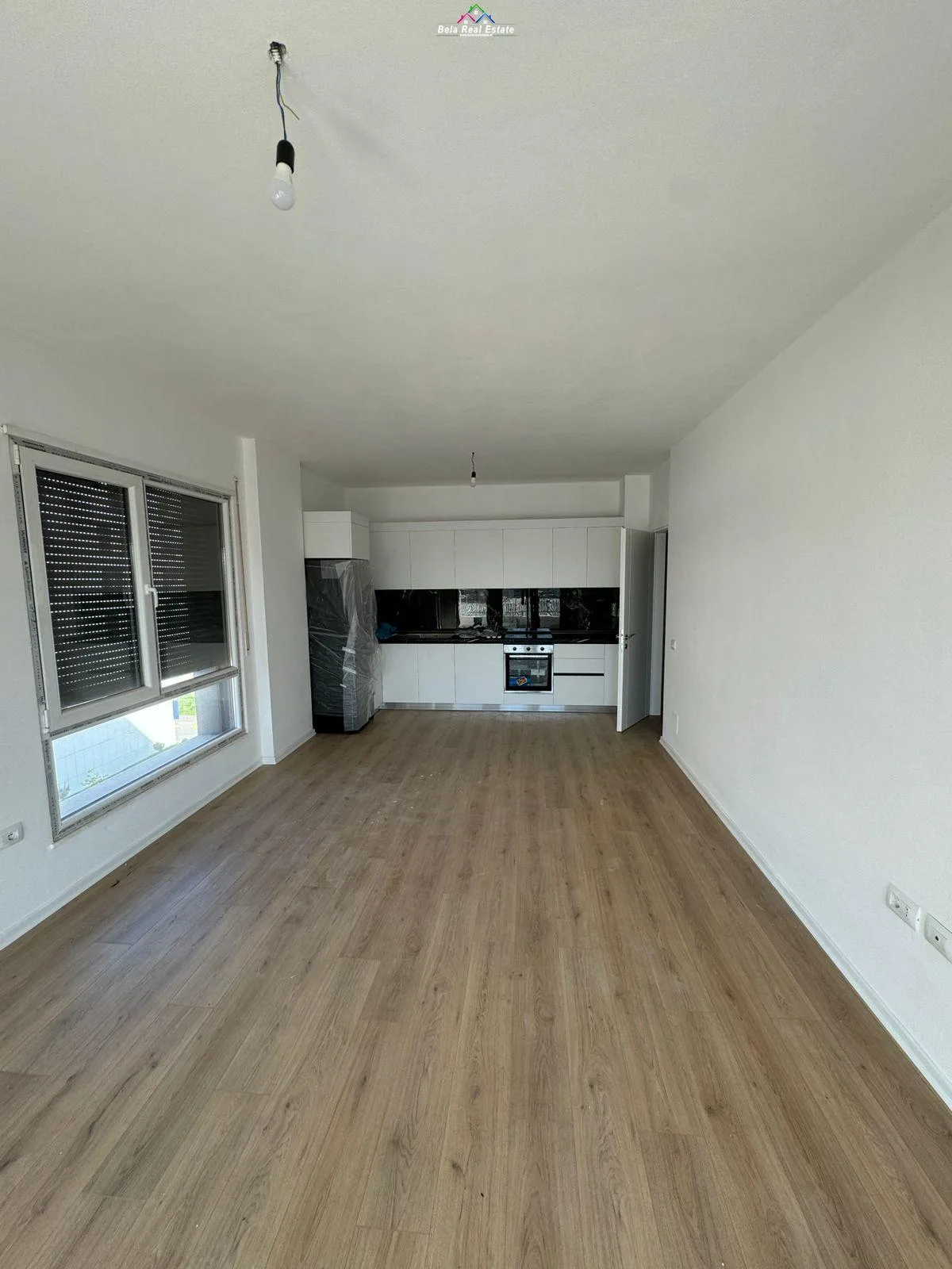 Apartament Me Qera 2+1 Ne Xhamllik (ID B2201044)