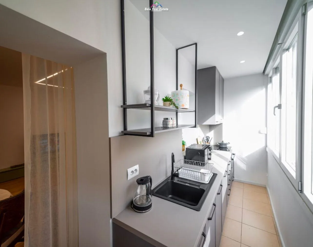 Apartament  me Qera  2+1 Tek Rruga e Elbasanit (ID B221274) Tirane.