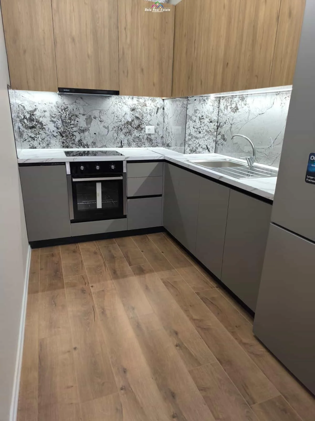 Apartament Me Qera 1+1 Tek Dritan Hoxha (ID B2101692) Tirane