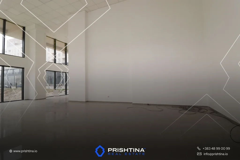 Lokal me qira 120m² në Prishtina e Re