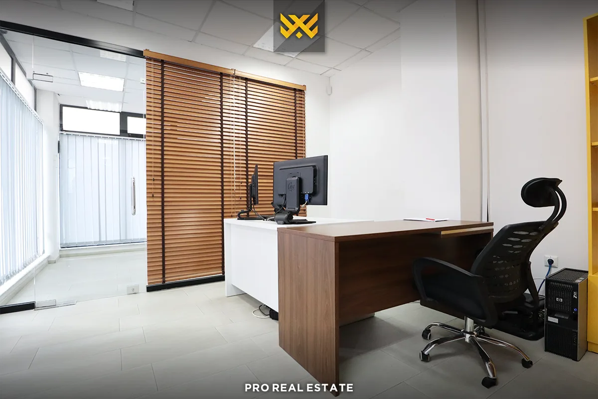 Lokal 136m² me #QIRA në Lagjen e Spitalit.