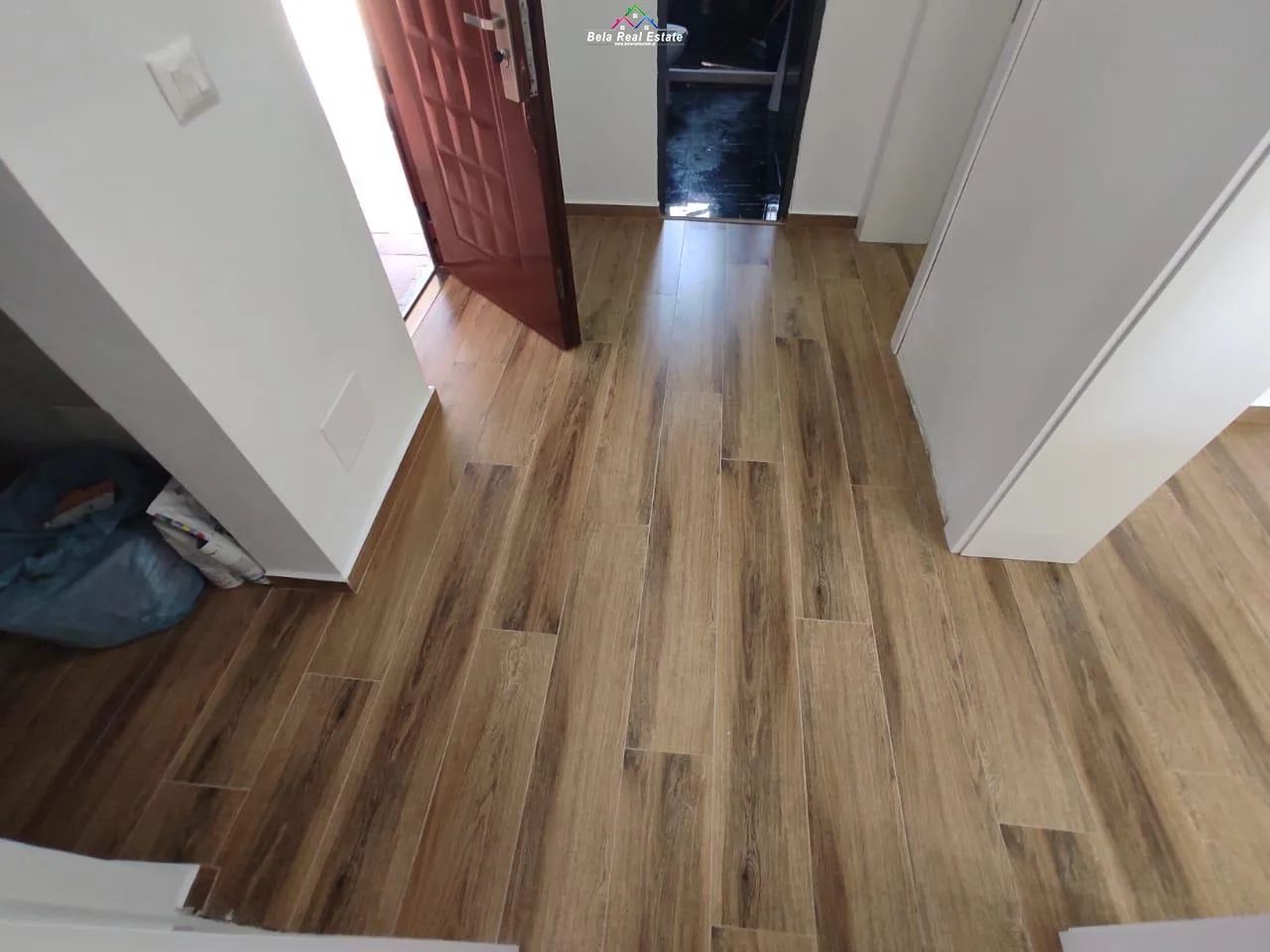 Apartament Me Qera 2+1 Ne Rrugen Kongresi i Manastirit (ID B221202) Tirane.