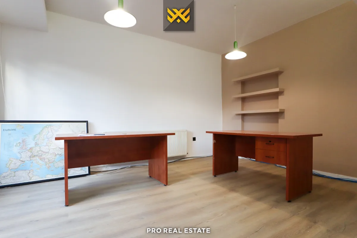Lokal / Zyrë 80m² me #QIRA në Qendër