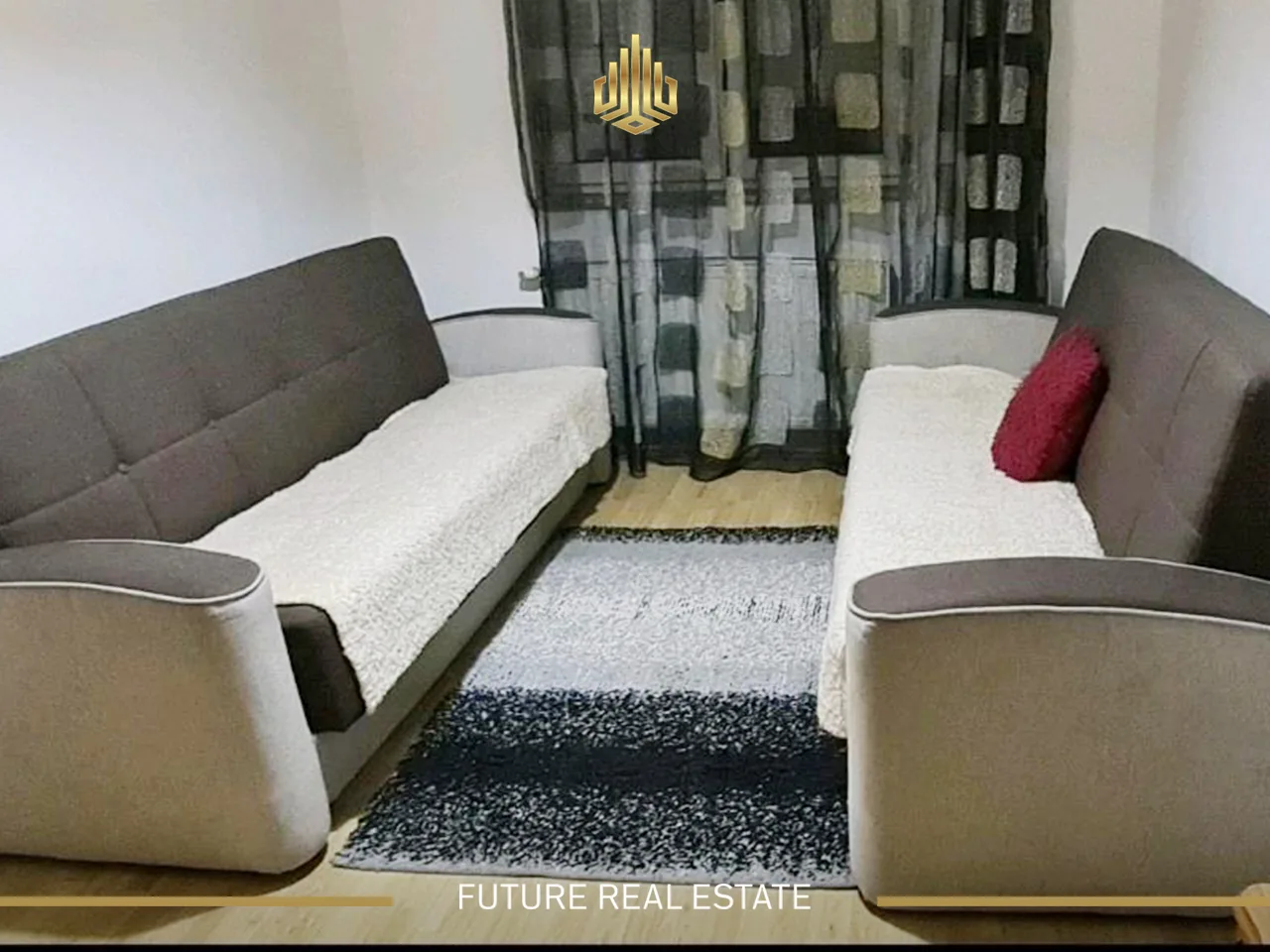 Banesa në SHITJE/83m2