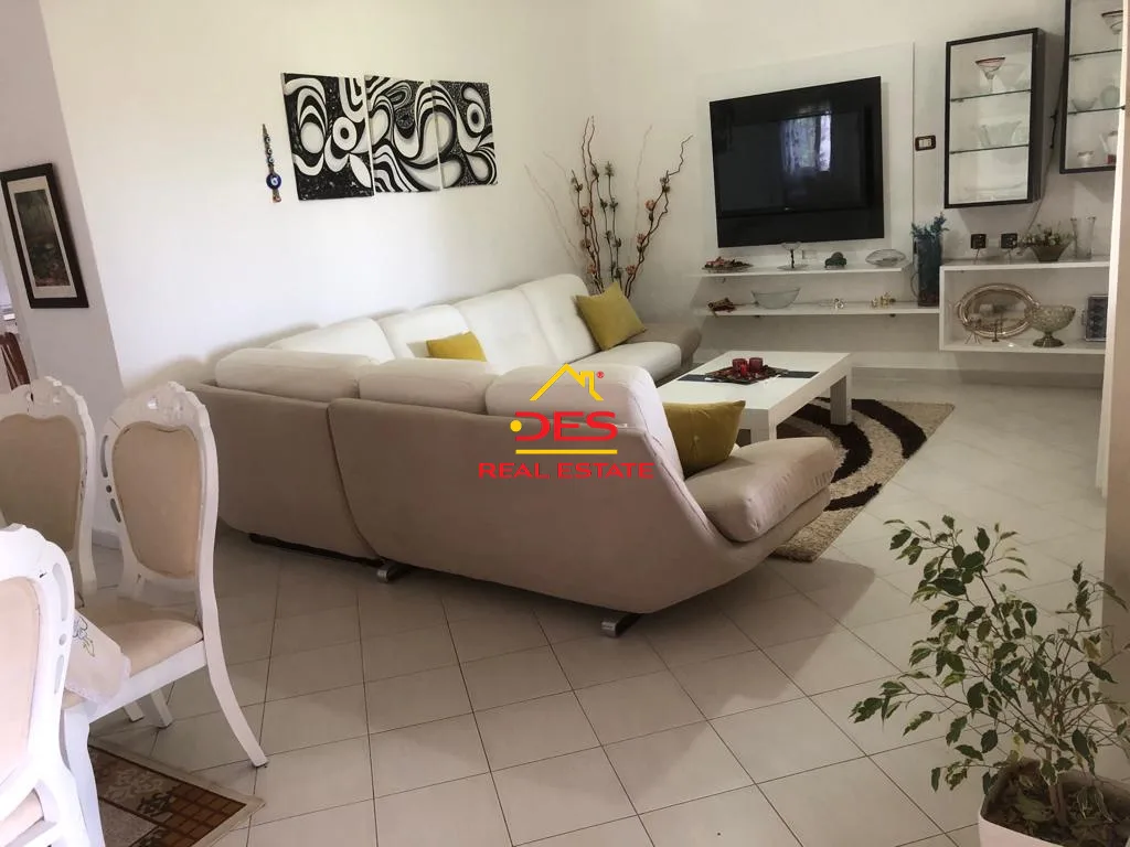 Shitet shtëpi private në topana,pamje nga deti