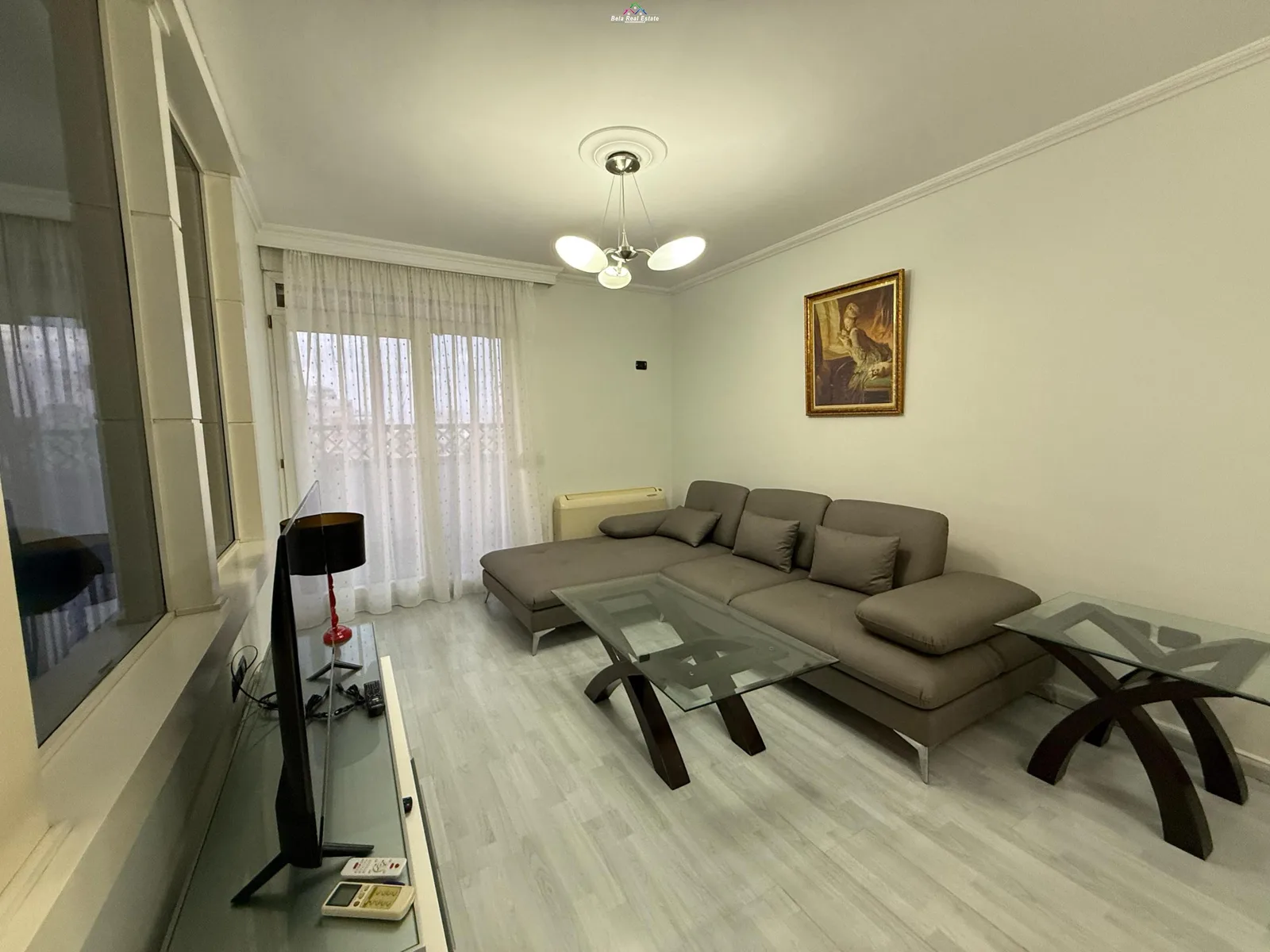 Apartament me Qera 2+1 Ne Myslm Shyri (ID B2201259) Tirane.