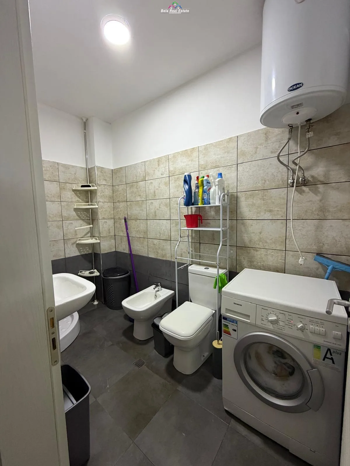 Apartament Me Qera 2+1 ne Shkoze (ID B2201781) Tirane