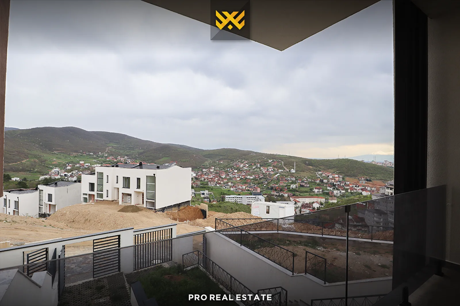 Shtëpi 339m² në #SHITJE në Gërmi.