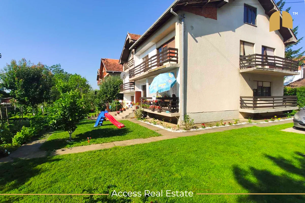 Shtëpi në SHITJE me FLETË POSEDUESE 330m² dhe 10 Ari Truall - Hajvali
