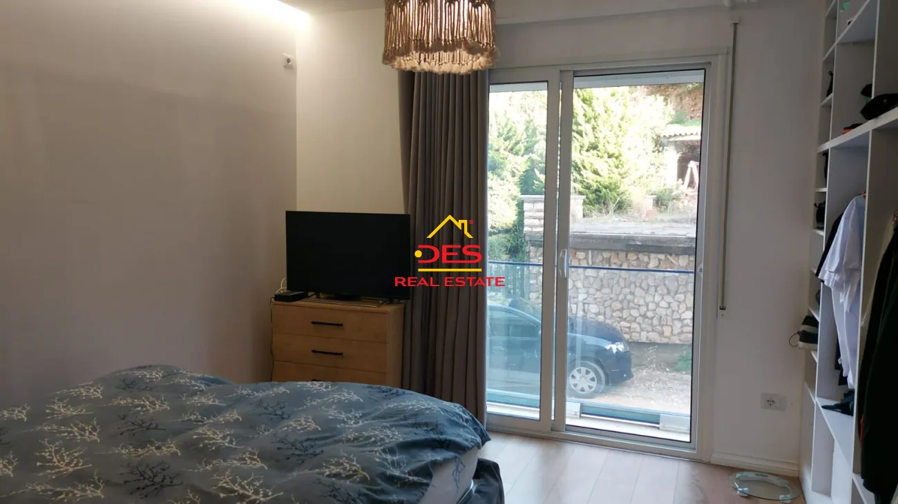 Shitet apartament 1+1 në ujë ujë të ftohtë me pamje nga deti🌅
