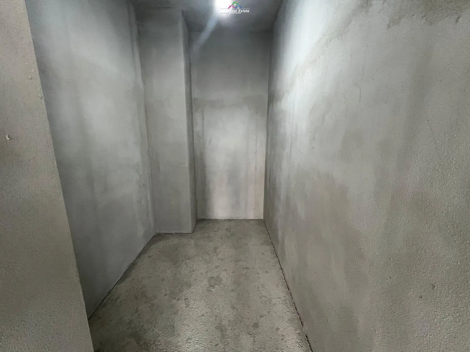 Zyre Me Qera 2+1 Ne Astir (ID BZ2967) Tirane