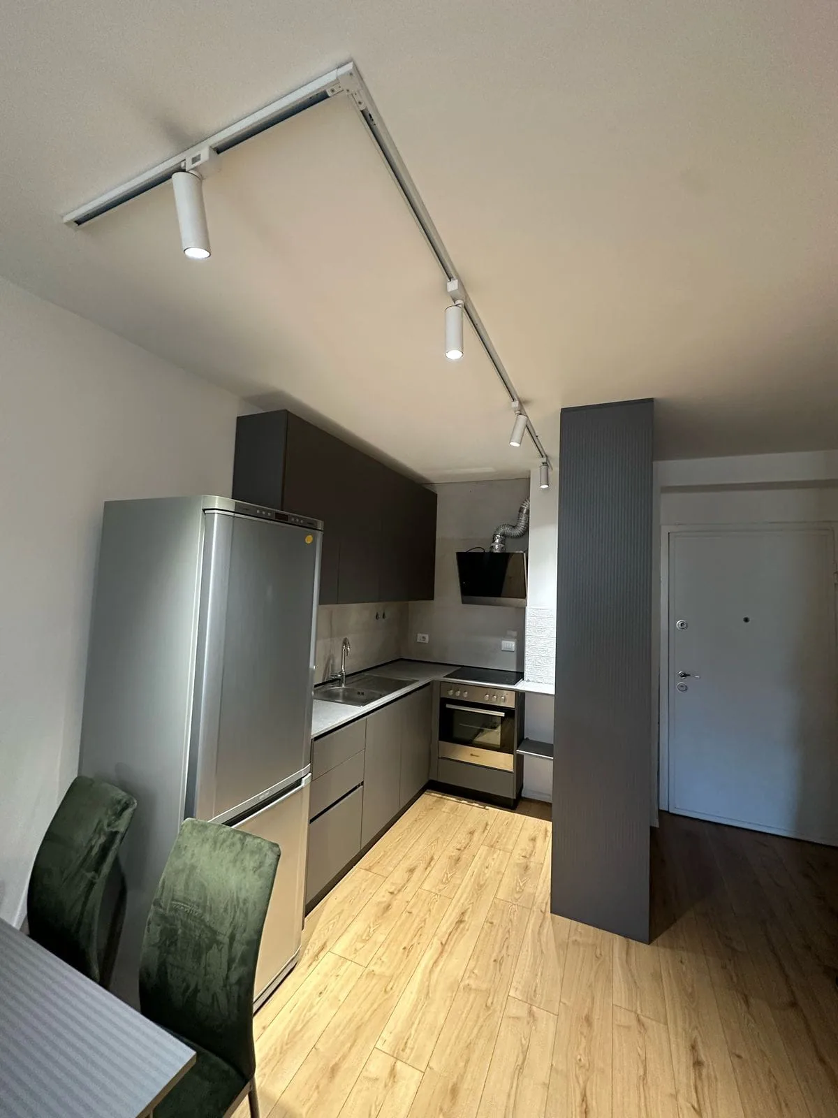 Apartament per shitje 1+1 Ish Fusha e Aviacionit (ID B110432) Tirane