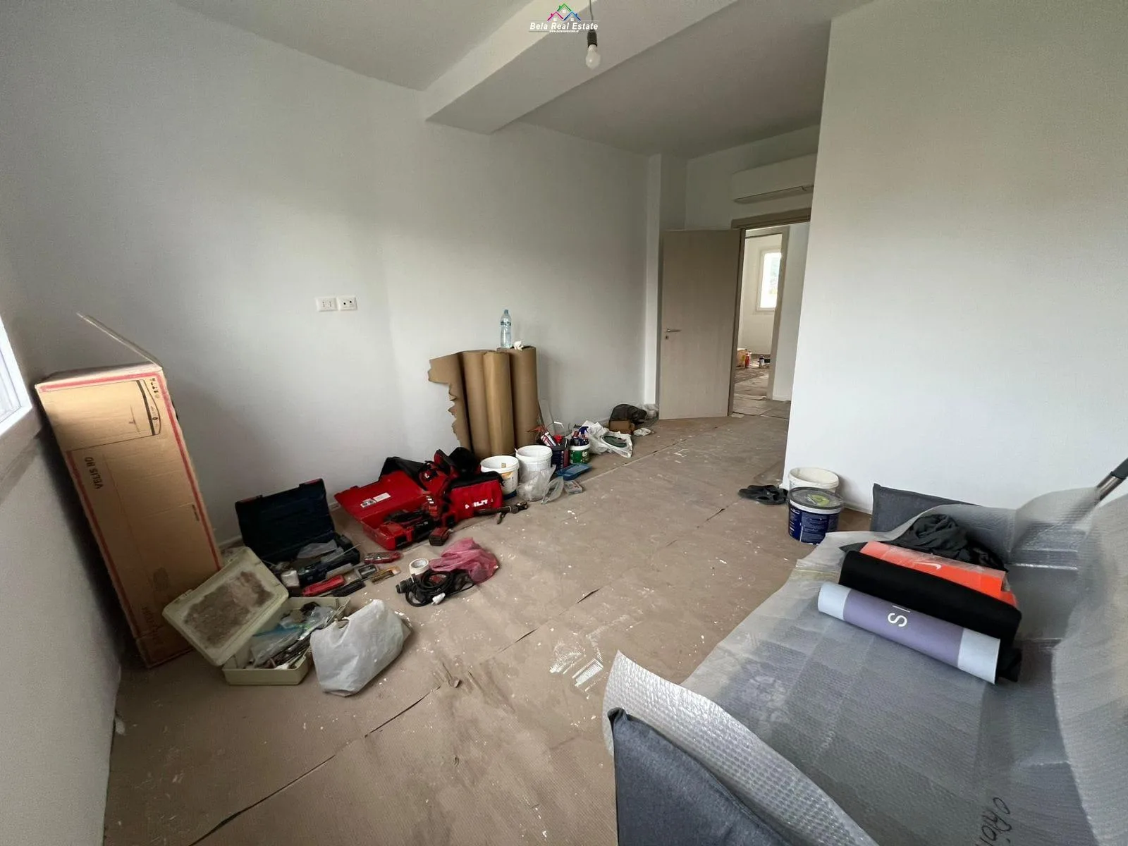Zyre Me Qera 3+1 Ne Astir (ID BZ2969) Tirane