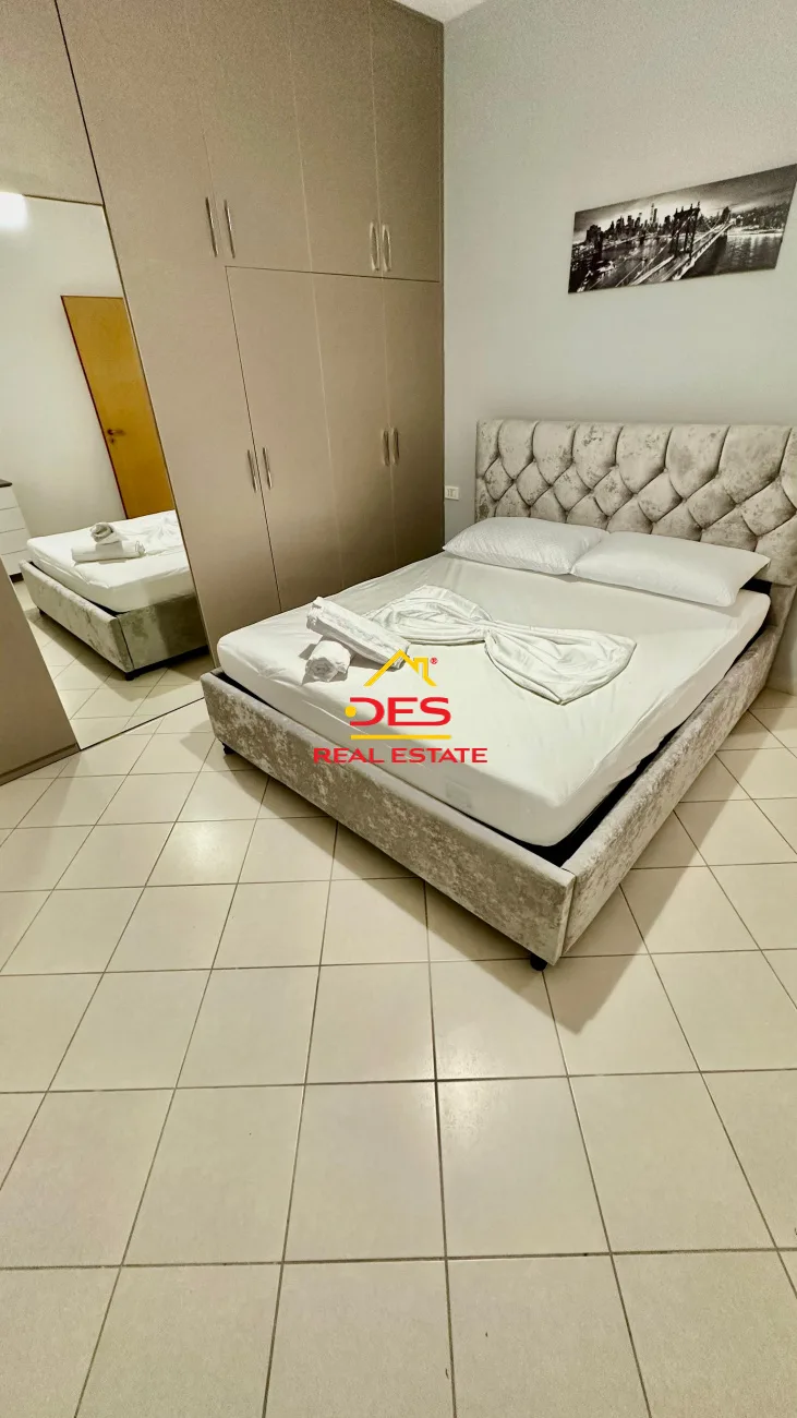 Jepet me qira apartament 2+1 te konsullata italiane!