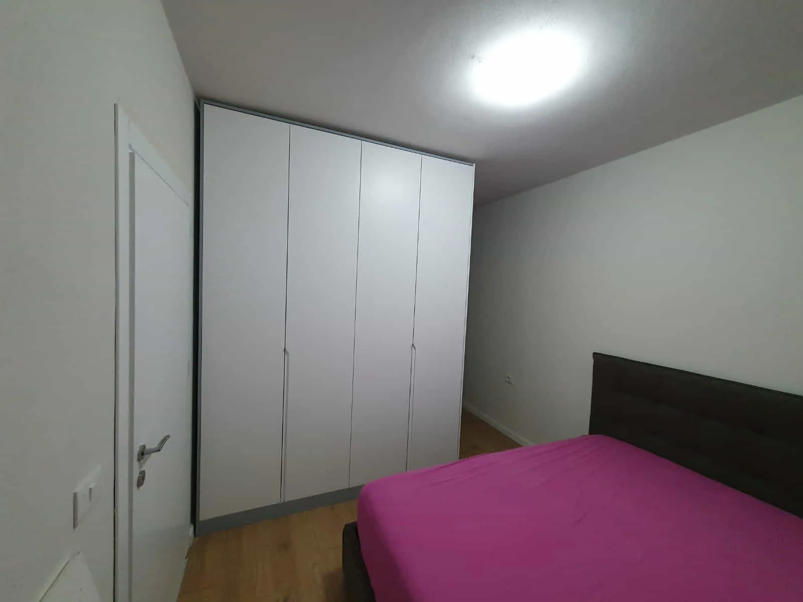 Apartament me qera 2+1 tek Rruga e Kavajes (ID B2201332) Tirane