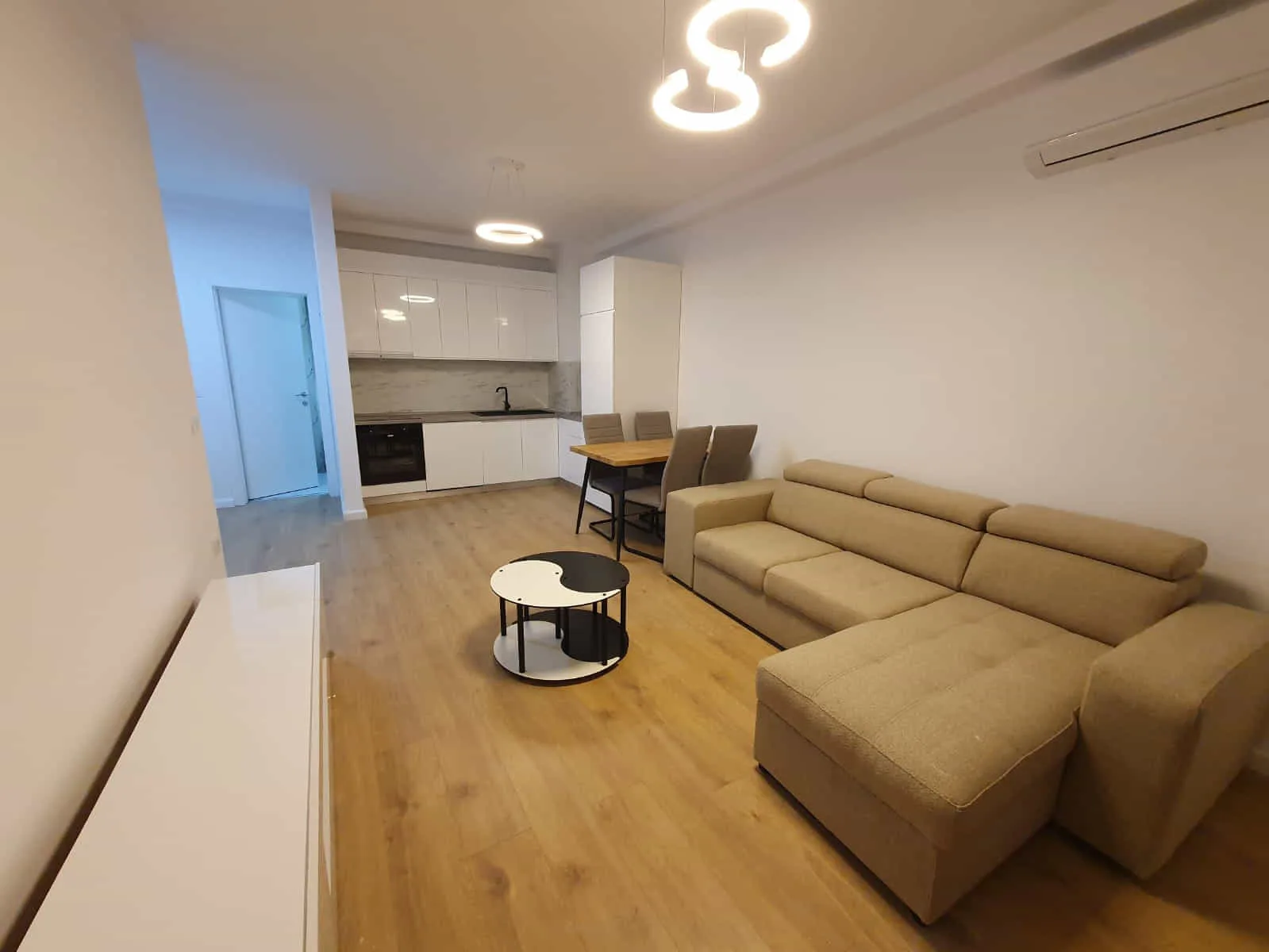 Apartament me qera 2+1 tek Rruga e Kavajes (ID B2201332) Tirane