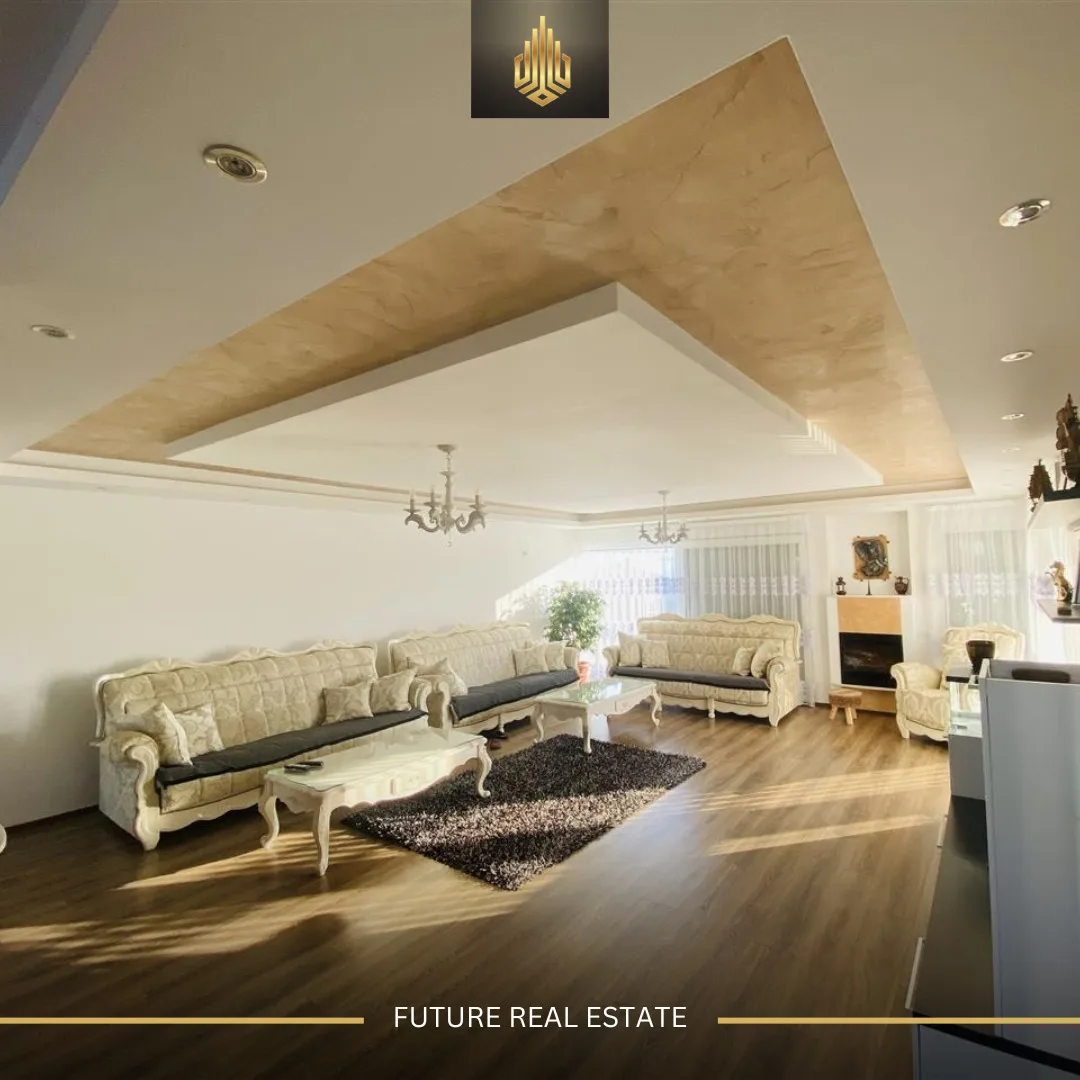 Shtëpi në SHITJE/420m²