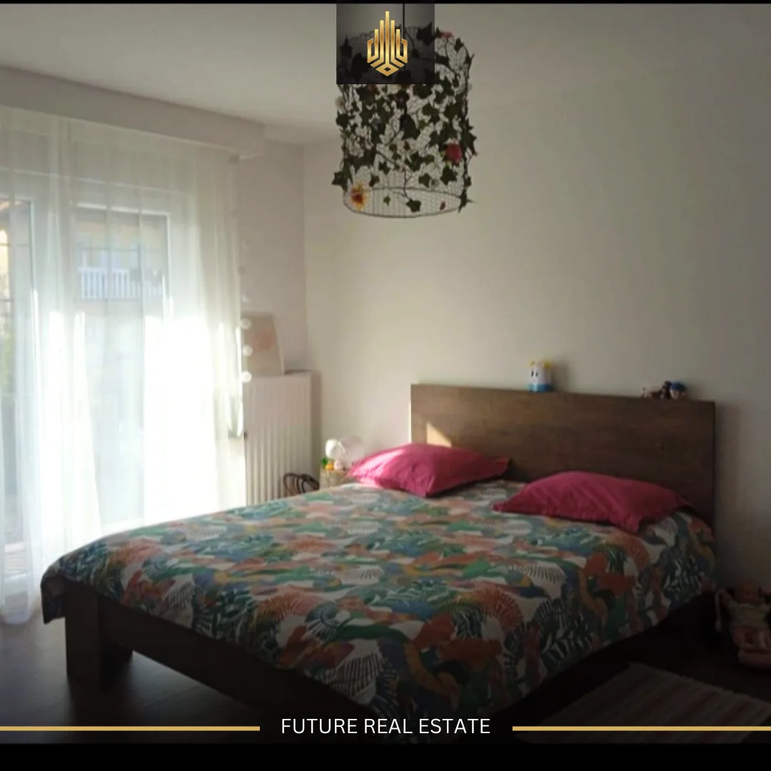 Shtëpi në SHTIJE/310m²
