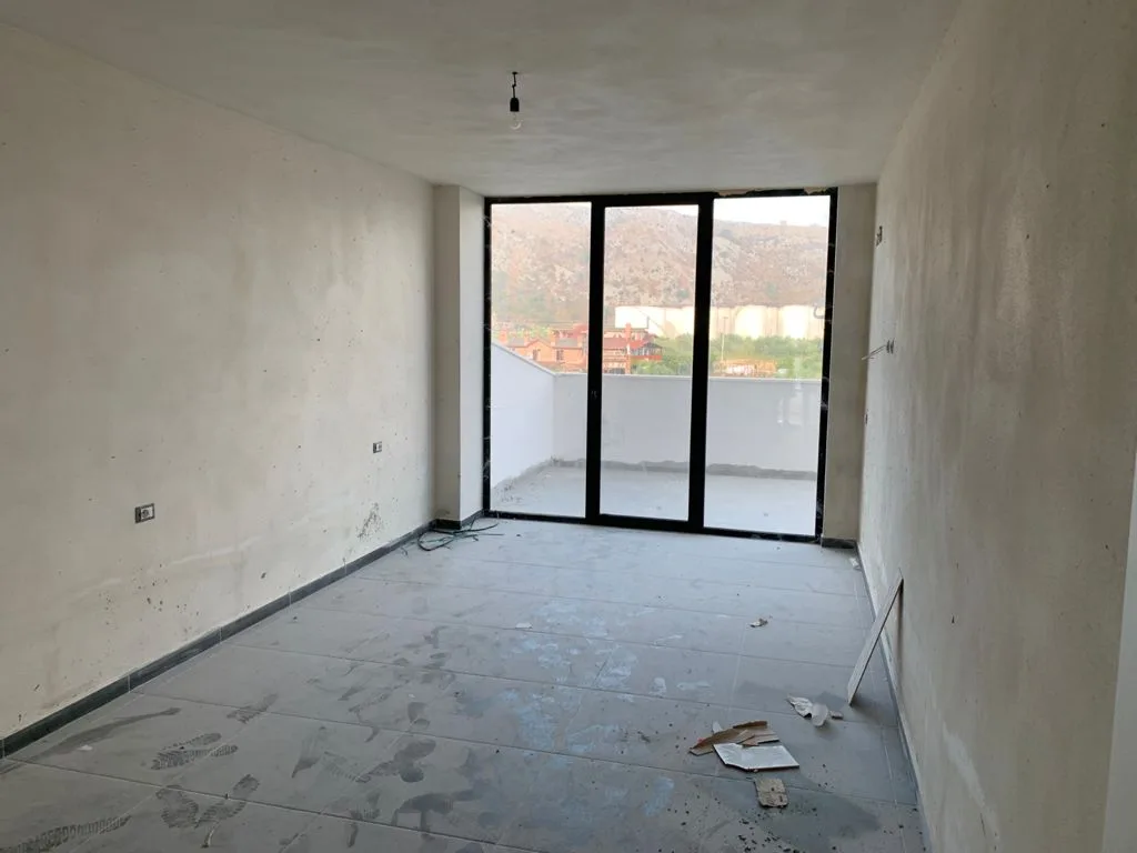Shitet apartament 2+1 ne kune, shengjin.