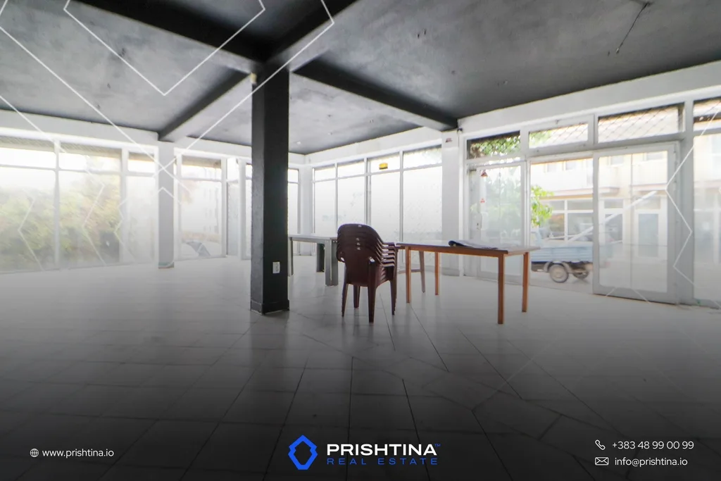 Lokal me qira 80m² në Dragodan