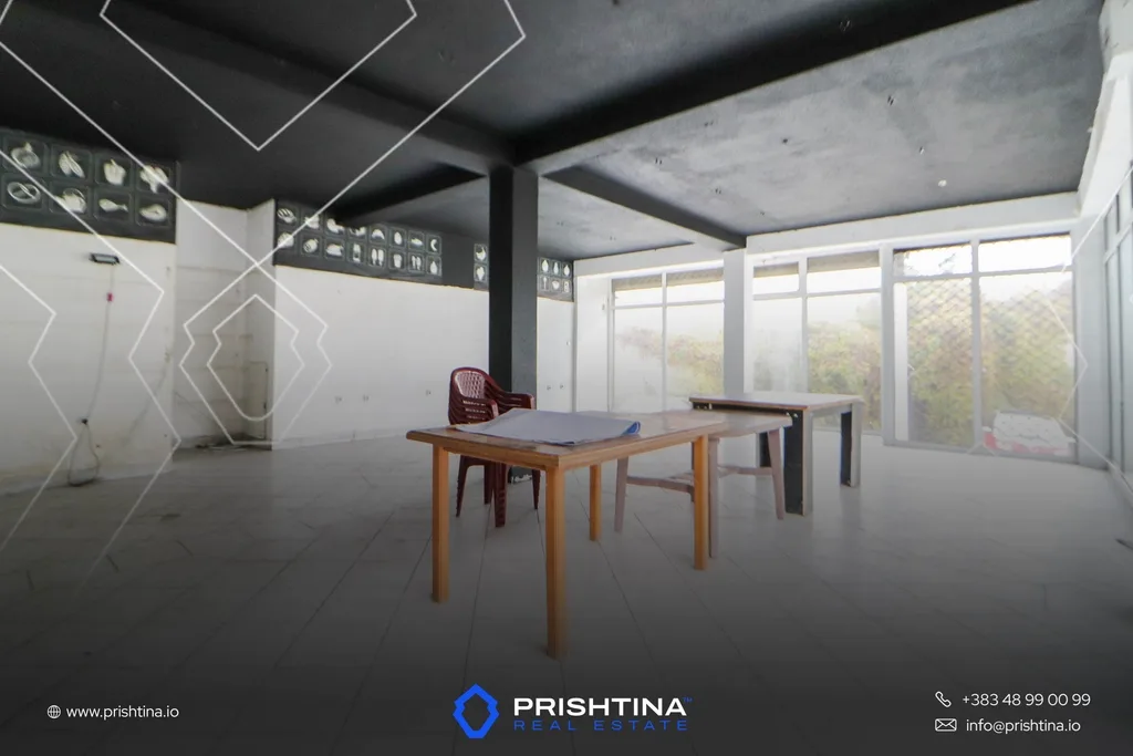 Lokal me qira 80m² në Dragodan