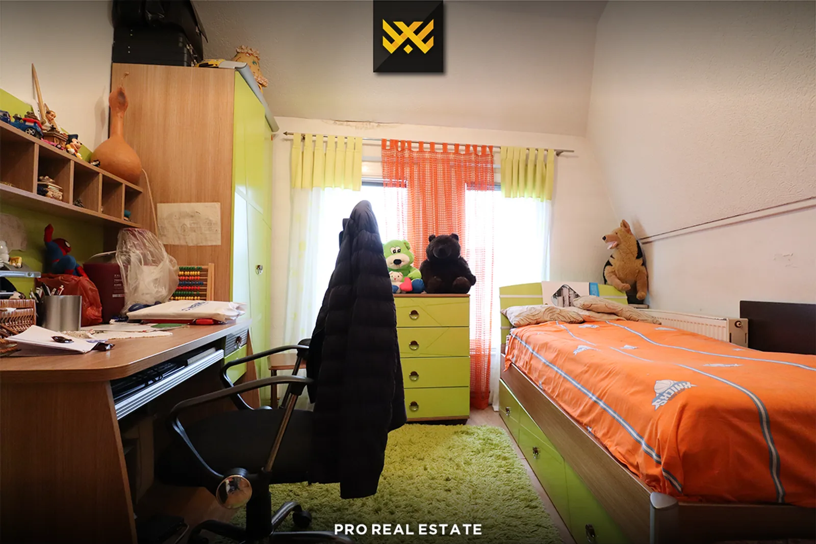 Banesë – Zyre 123m² me #QIRA në Qendër.