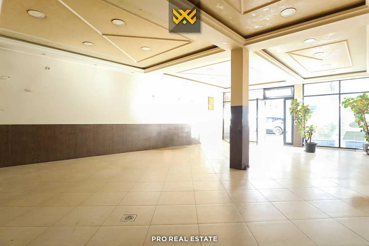 Lokal 280m² me #QIRA në Emshir