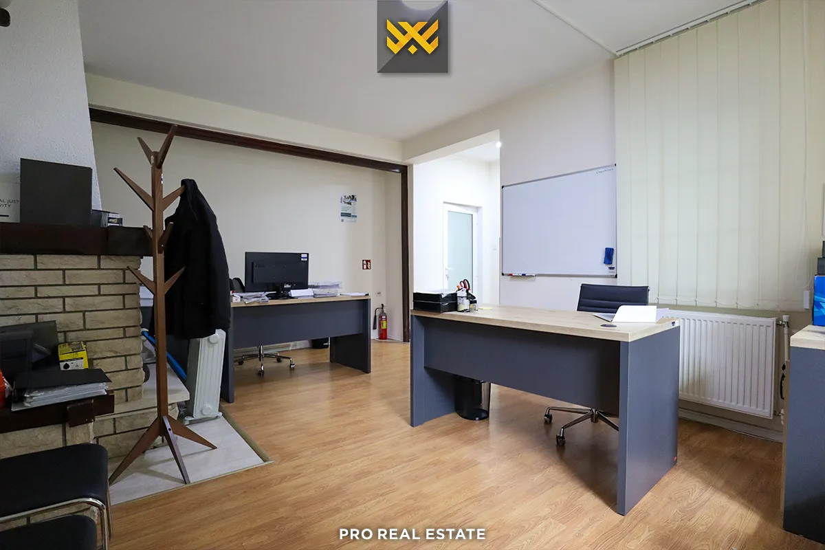 Shtëpi - Zyrë 540m² me #QIRA në Pejton.