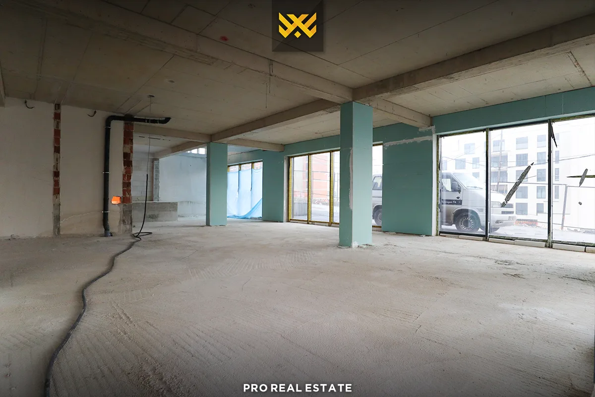 Lokal 344m² me #QIRA në Emshir.