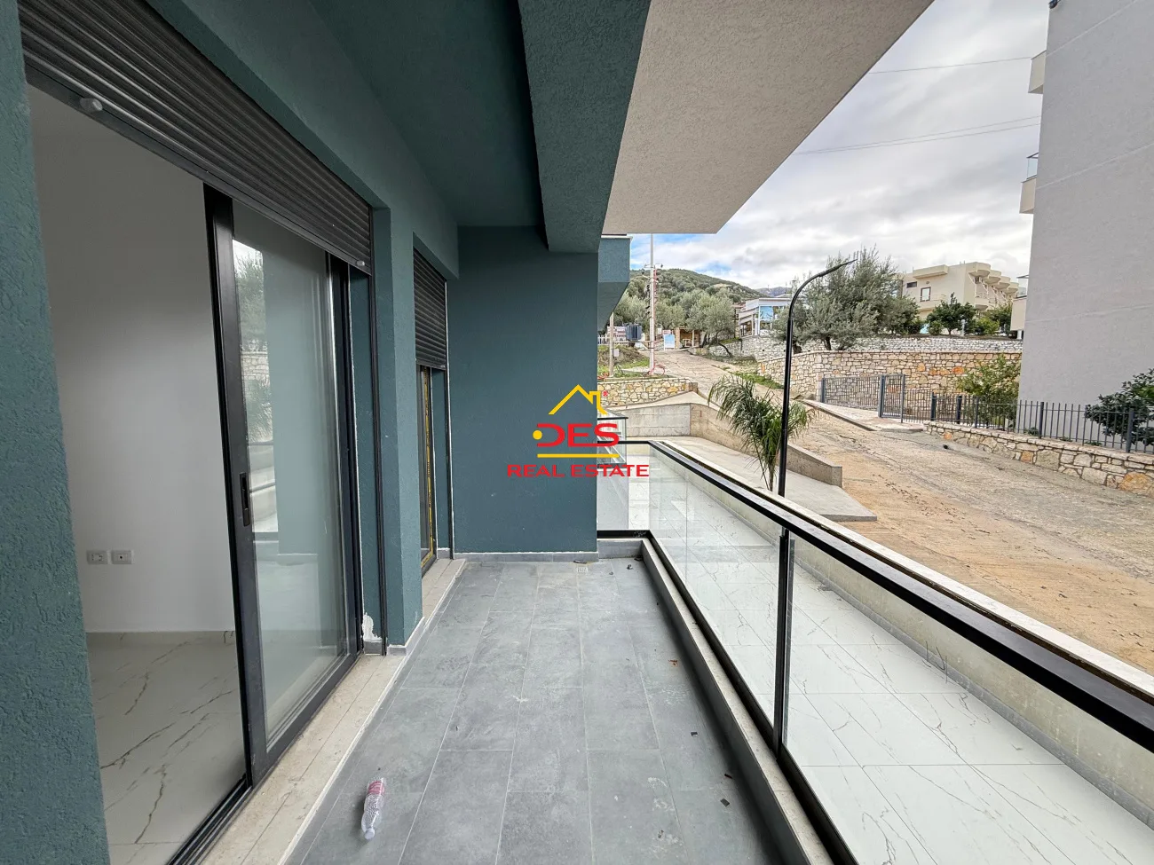 Shitet apartament 1+1 në radhimë ,vlorë.