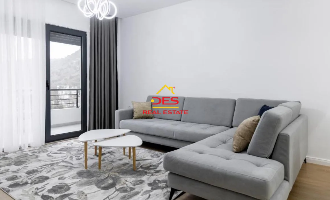 JEPET ME QIRA APARTAMENT 2+1 NË LUNGOMARE ,VLORË 📍 Pranë Hotel Patio