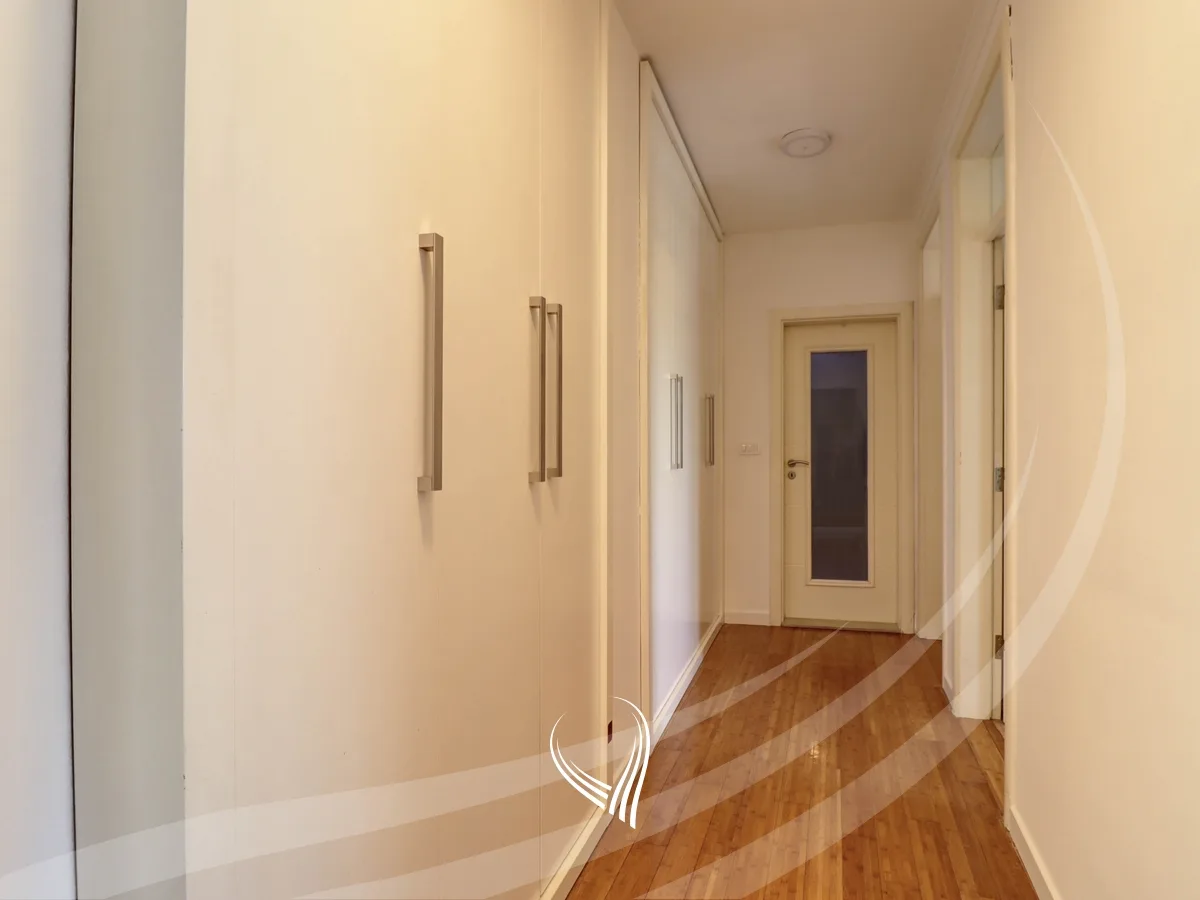 Penthouse 232m2 në shitje në lagjen Arbëria – Dragodan