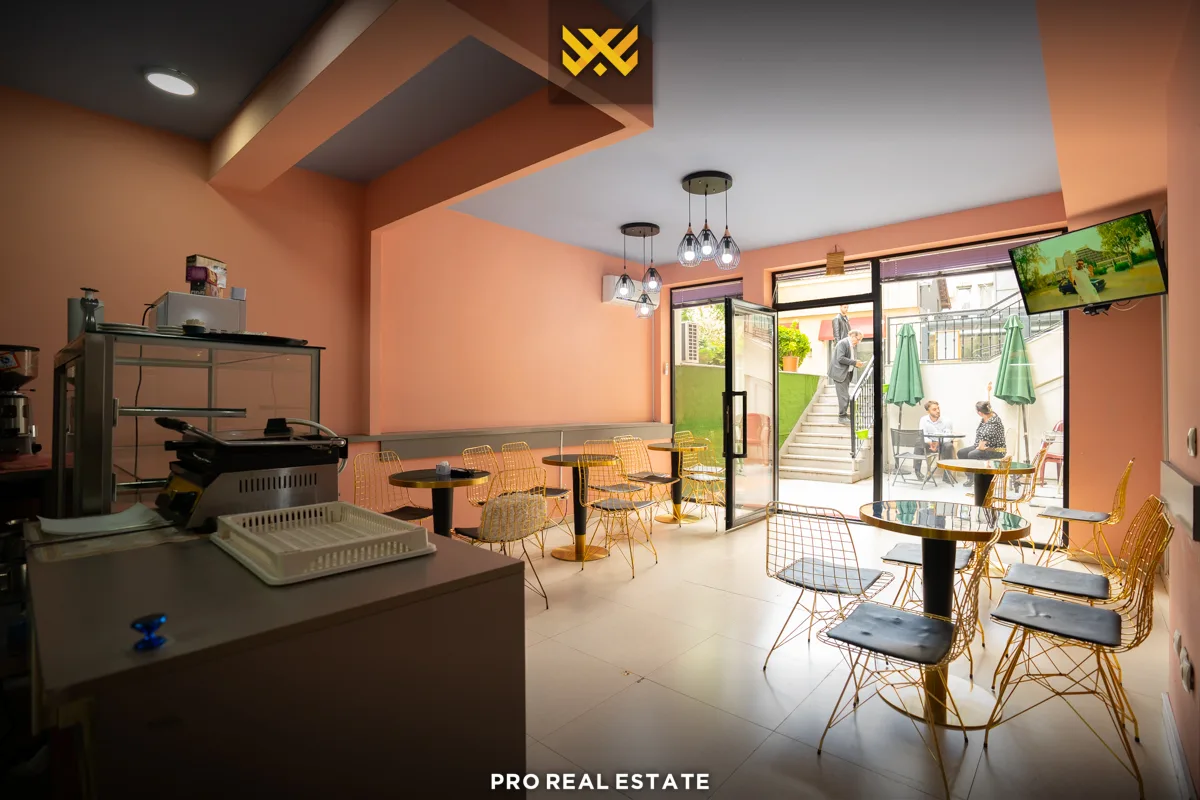 Lokal 40m² për #SHITJE te Qafa.