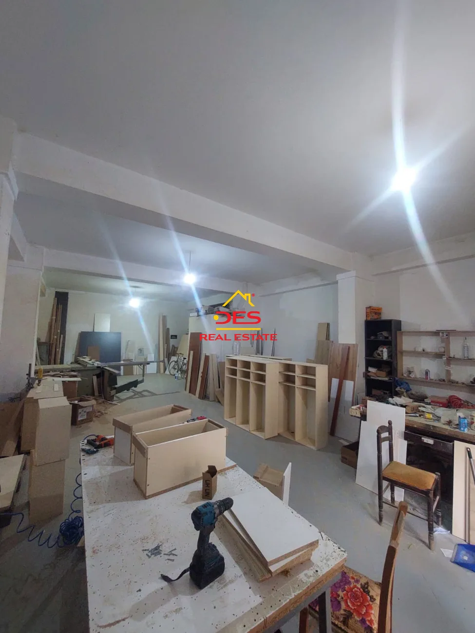 Shitet ambient biznesi te “rruga e çipajve”, vlorë.