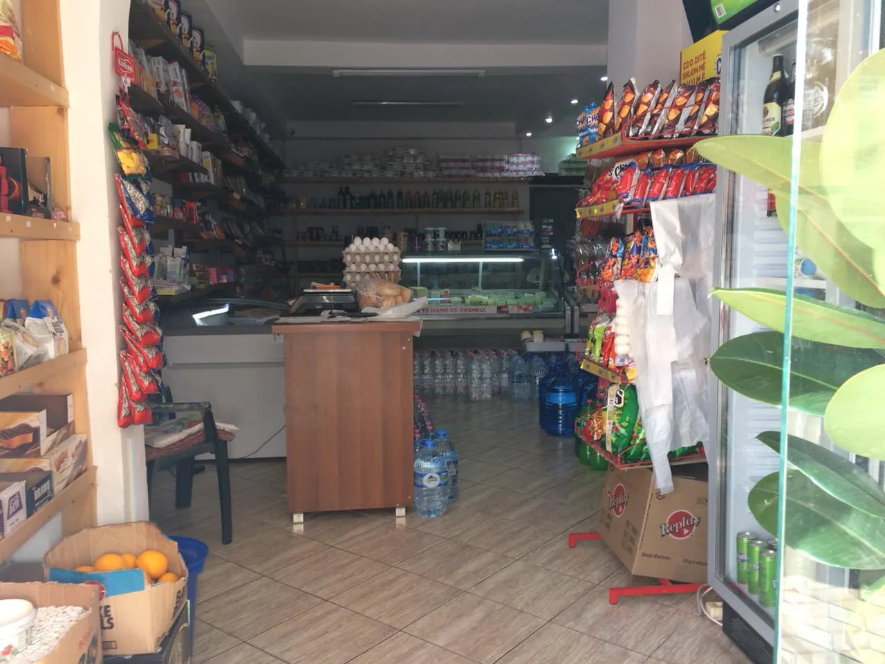Shitet ambient biznesi, rr. mustafa qosja, tiranë