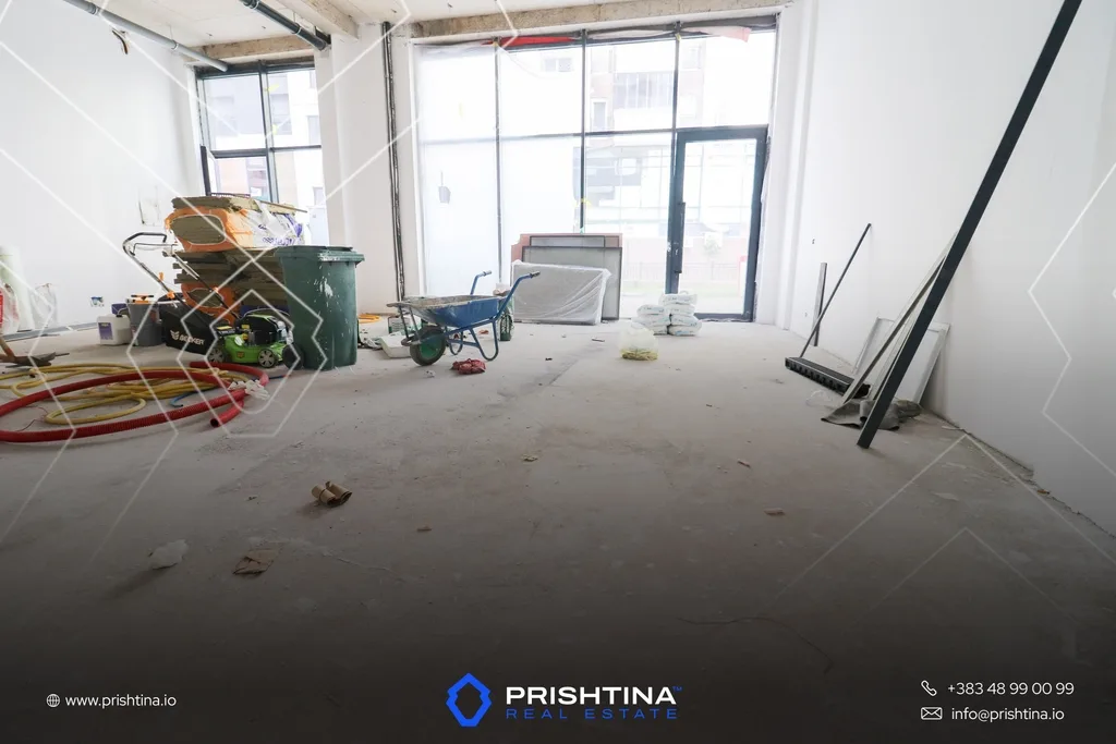 Lokal me qira 80m² në Aktash