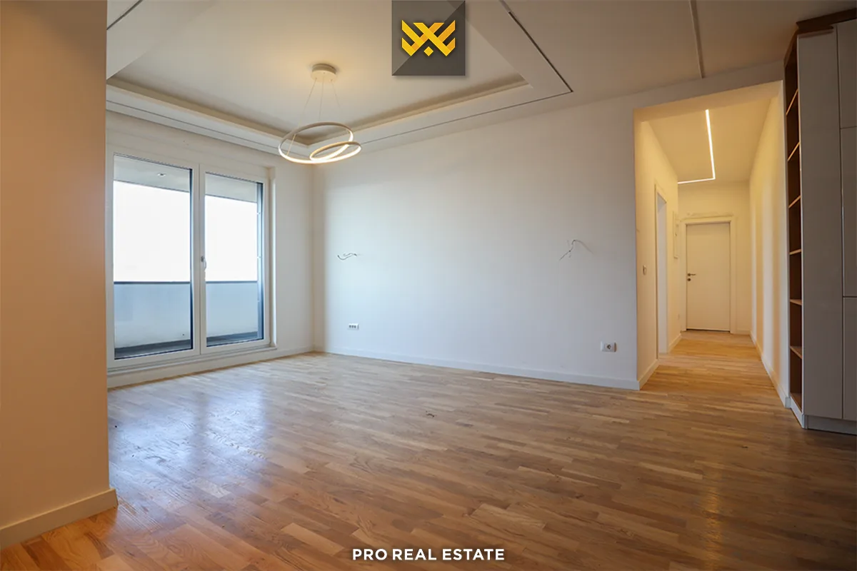 Banesë / Zyrë 132m² me #QIRA në Pejton