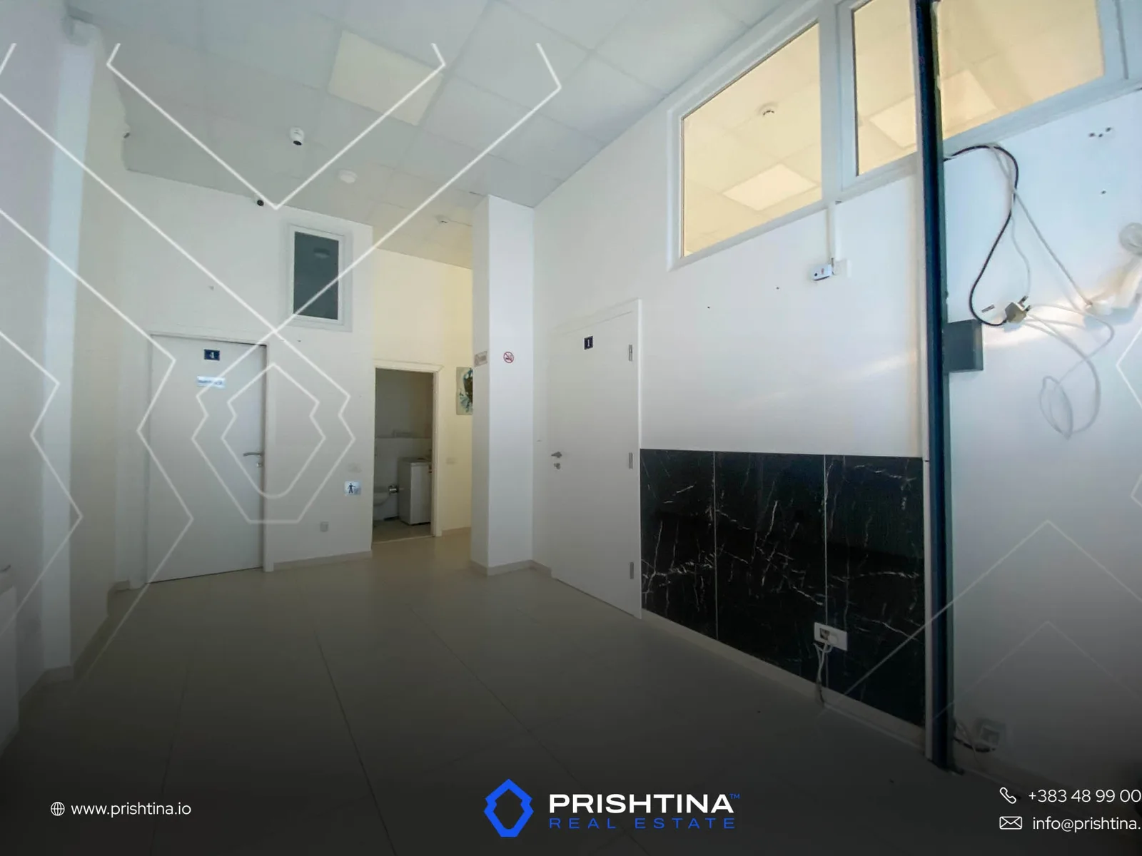 Lokal me qira 100m² në Emshir