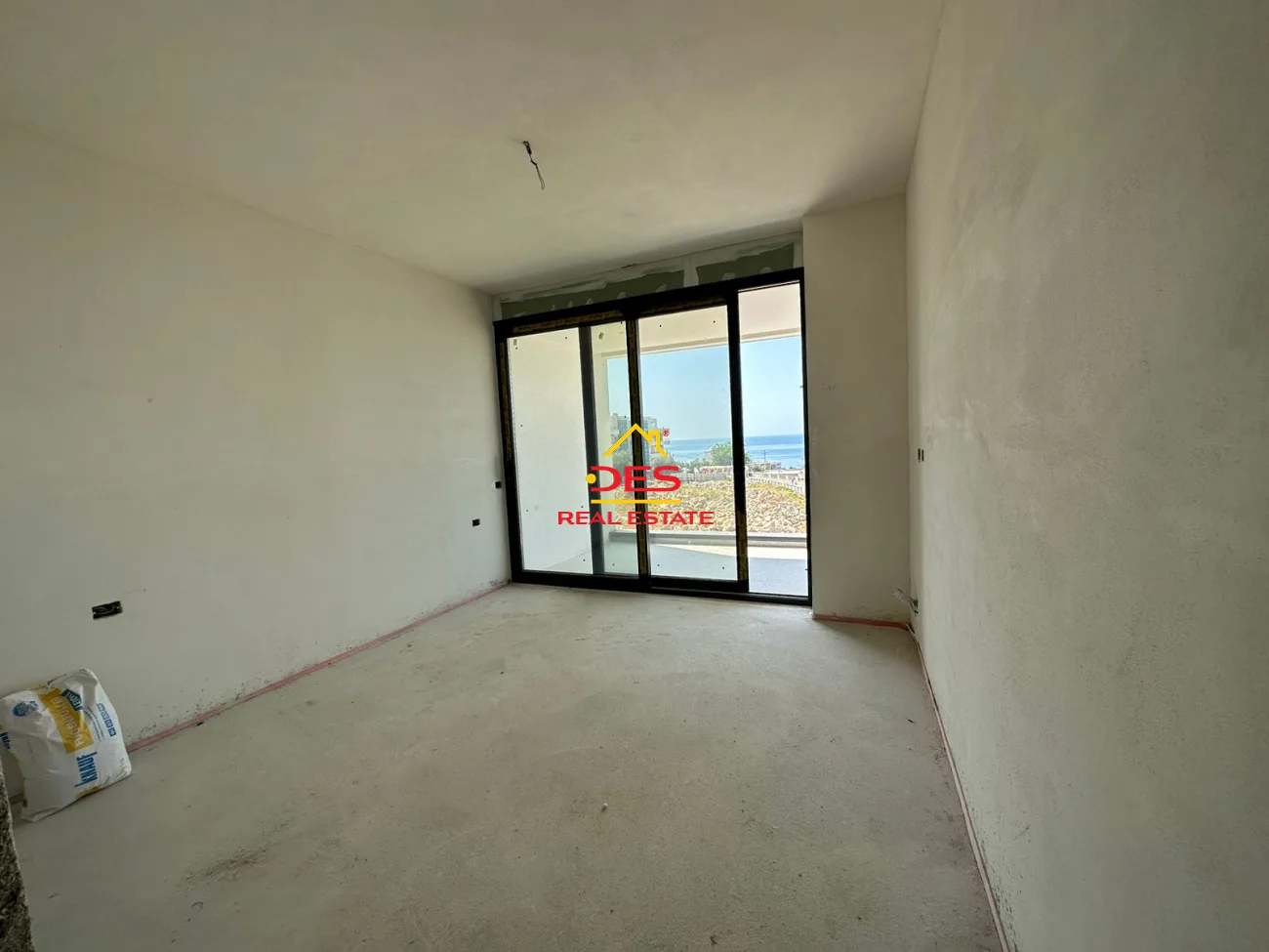 Shitet apartament 1+1 në kompleks vilash mbi marina bay pamje nga deti🌅