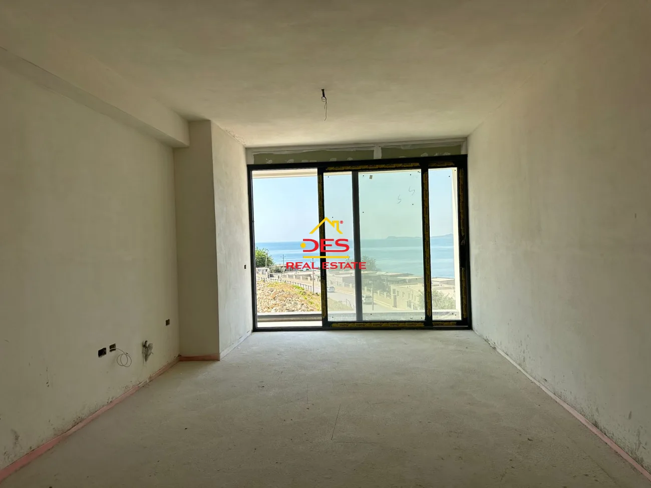 Shitet apartament 1+1 në kompleks vilash mbi marina bay pamje nga deti🌅